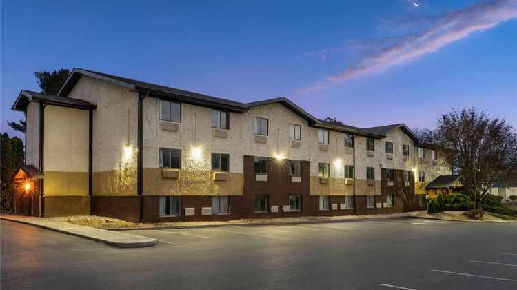 Super 8 Hagerstown Exterior