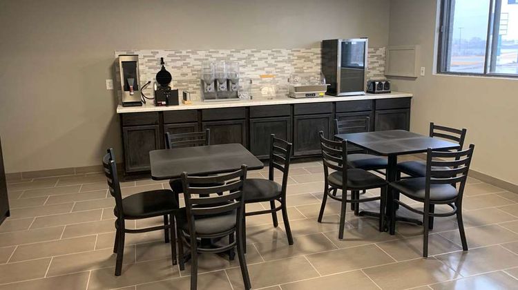 Super 8 by Wyndham Kirksville Other