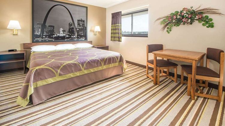 Super 8 Nevada Suite
