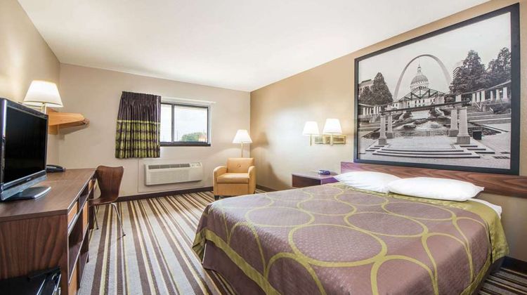 Super 8 Nevada Room