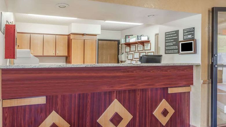 <b>Super 8 Imlay City Lobby</b>. Images powered by <a href="https://iceportal.shijigroup.com/" title="IcePortal" target="_blank">IcePortal</a>.