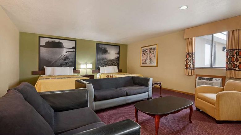 <b>Super 8 Sikeston/Miner Area Suite</b>. Images powered by <a href="https://iceportal.shijigroup.com/" title="IcePortal" target="_blank">IcePortal</a>.