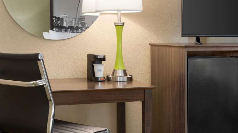 <b>Super 8 Sikeston/Miner Area Room</b>. Images powered by <a href="https://iceportal.shijigroup.com/" title="IcePortal" target="_blank">IcePortal</a>.