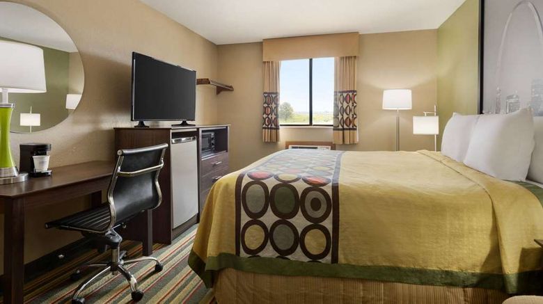 <b>Super 8 Sikeston/Miner Area Room</b>. Images powered by <a href="https://iceportal.shijigroup.com/" title="IcePortal" target="_blank">IcePortal</a>.