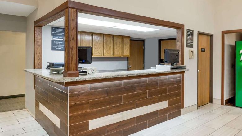 <b>Super 8 West Plains Lobby</b>. Images powered by <a href="https://iceportal.shijigroup.com/" title="IcePortal" target="_blank">IcePortal</a>.
