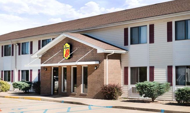 Super 8 West Plains Exterior