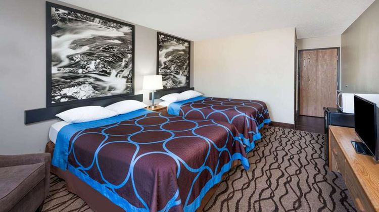 Super 8 West Plains Room