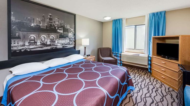 <b>Super 8 West Plains Room</b>. Images powered by <a href="https://iceportal.shijigroup.com/" title="IcePortal" target="_blank">IcePortal</a>.