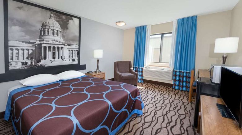 <b>Super 8 West Plains Room</b>. Images powered by <a href="https://iceportal.shijigroup.com/" title="IcePortal" target="_blank">IcePortal</a>.