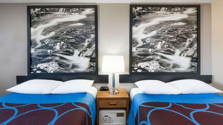 <b>Super 8 West Plains Room</b>. Images powered by <a href="https://iceportal.shijigroup.com/" title="IcePortal" target="_blank">IcePortal</a>.