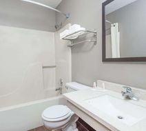 Super 8 West Plains Room