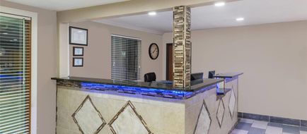 Super 8 Okawville Lobby