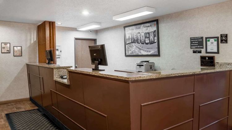 Super 8 Lebanon Lobby