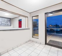 Super 8 Bowman Lobby