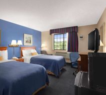 Days Inn Keene NH Room