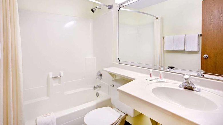 <b>Super 8 Aberdeen East Room</b>. Images powered by <a href="https://iceportal.shijigroup.com/" title="IcePortal" target="_blank">IcePortal</a>.