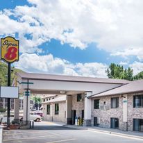 Super 8 Deadwood