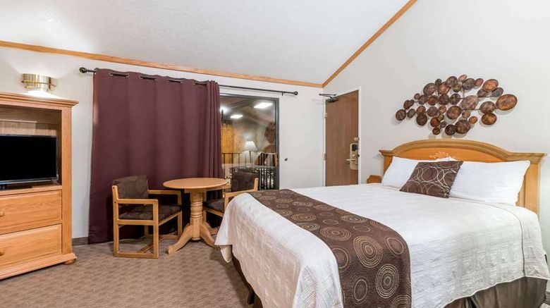 <b>Super 8 Deadwood Suite</b>. Images powered by <a href="https://iceportal.shijigroup.com/" title="IcePortal" target="_blank">IcePortal</a>.