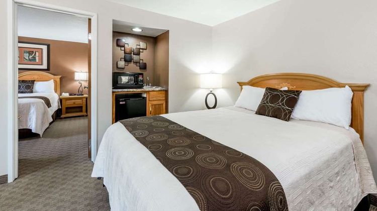 Super 8 Deadwood Suite