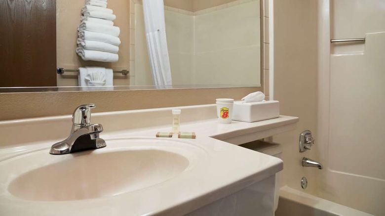 <b>Super 8 Coeur d'Alene Room</b>. Images powered by <a href="https://iceportal.shijigroup.com/" title="IcePortal" target="_blank">IcePortal</a>.