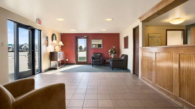 <b>Super 8 Coeur d'Alene Lobby</b>. Images powered by <a href="https://iceportal.shijigroup.com/" title="IcePortal" target="_blank">IcePortal</a>.