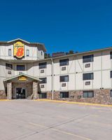 Super 8 Hill City/Mt Rushmore/ Area