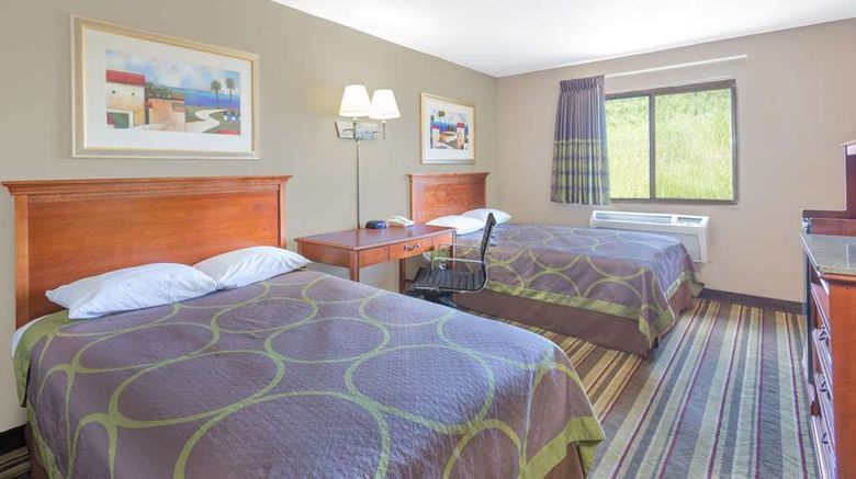 <b>Super 8 Tilton/Lake Winnipesaukee Room</b>. Images powered by <a href="https://iceportal.shijigroup.com/" title="IcePortal" target="_blank">IcePortal</a>.
