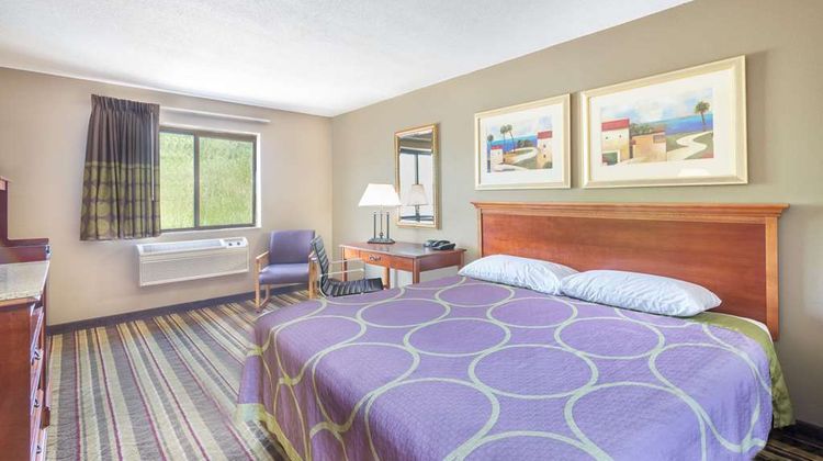 Super 8 Tilton/Lake Winnipesaukee Room