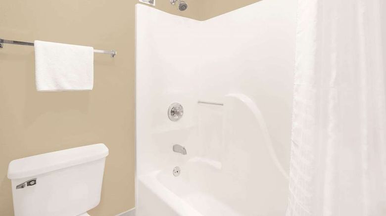 <b>Super 8 East Moline Room</b>. Images powered by <a href="https://iceportal.shijigroup.com/" title="IcePortal" target="_blank">IcePortal</a>.