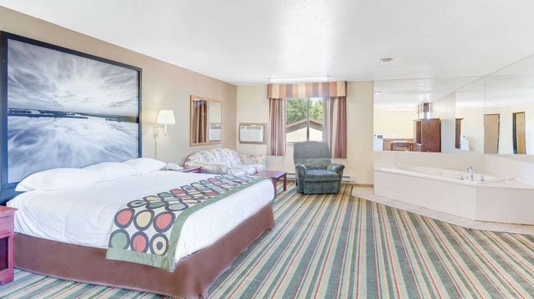 <b>Super 8 Mitchell Room</b>. Images powered by <a href="https://iceportal.shijigroup.com/" title="IcePortal" target="_blank">IcePortal</a>.