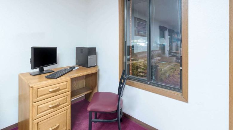 <b>Super 8 Murdo Other</b>. Images powered by <a href="https://iceportal.shijigroup.com/" title="IcePortal" target="_blank">IcePortal</a>.