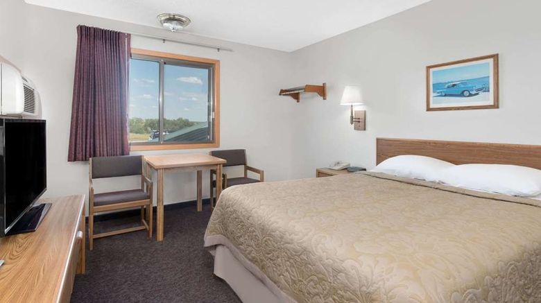 <b>Super 8 Murdo Room</b>. Images powered by <a href="https://iceportal.shijigroup.com/" title="IcePortal" target="_blank">IcePortal</a>.