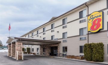 Super 8 Kalispell Glacier Intl Arpt Area