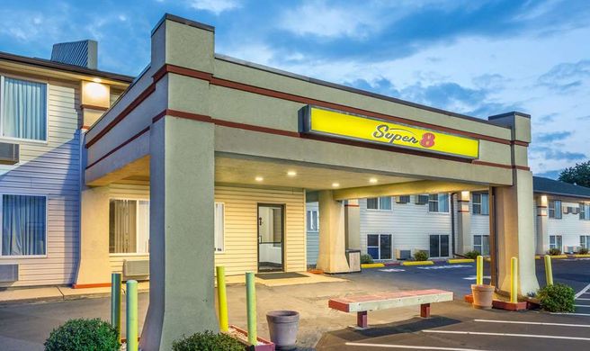 Super 8 North Sioux City Exterior