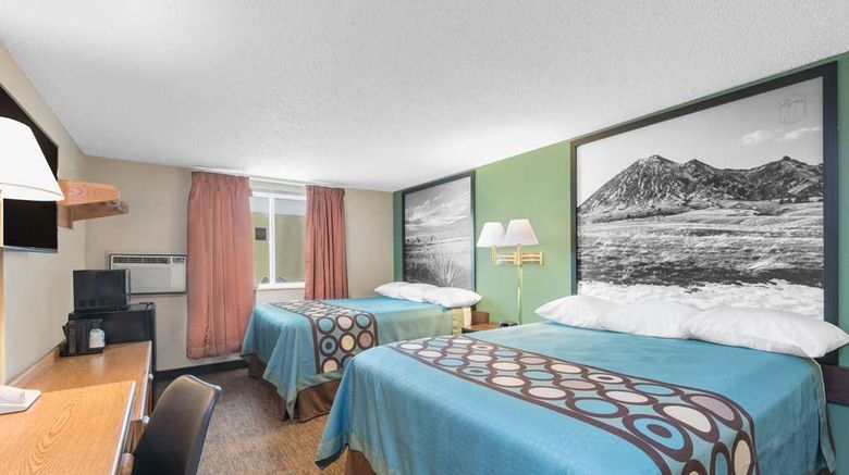 <b>Super 8 Pierre SD Room</b>. Images powered by <a href="https://iceportal.shijigroup.com/" title="IcePortal" target="_blank">IcePortal</a>.