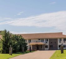 Super 8 Madison Exterior