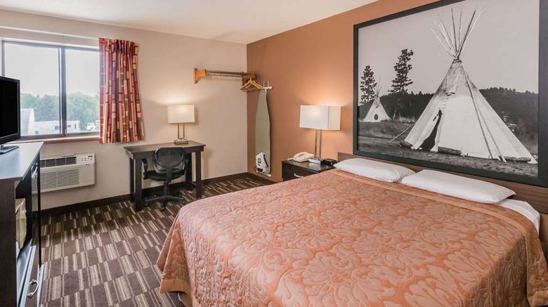 <b>Super 8 Madison Room</b>. Images powered by <a href="https://iceportal.shijigroup.com/" title="IcePortal" target="_blank">IcePortal</a>.