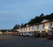 Super 8 Custer/Crazy Horse Area Exterior