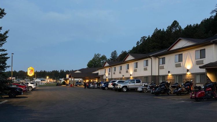 Super 8 Custer/Crazy Horse Area Exterior