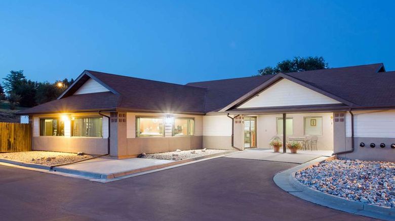 <b>Super 8 Hot Springs Exterior</b>. Images powered by <a href="https://iceportal.shijigroup.com/" title="IcePortal" target="_blank">IcePortal</a>.