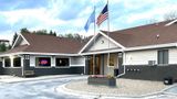 <b>Super 8 Hot Springs Exterior</b>. Images powered by <a href="https://iceportal.shijigroup.com/" title="IcePortal" target="_blank">IcePortal</a>.