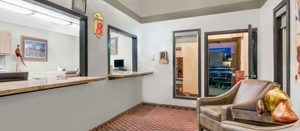Super 8 Huron Lobby
