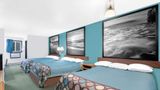 <b>Super 8 Huron Suite</b>. Images powered by <a href="https://iceportal.shijigroup.com/" title="IcePortal" target="_blank">IcePortal</a>.