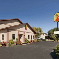 Super 8 Wall