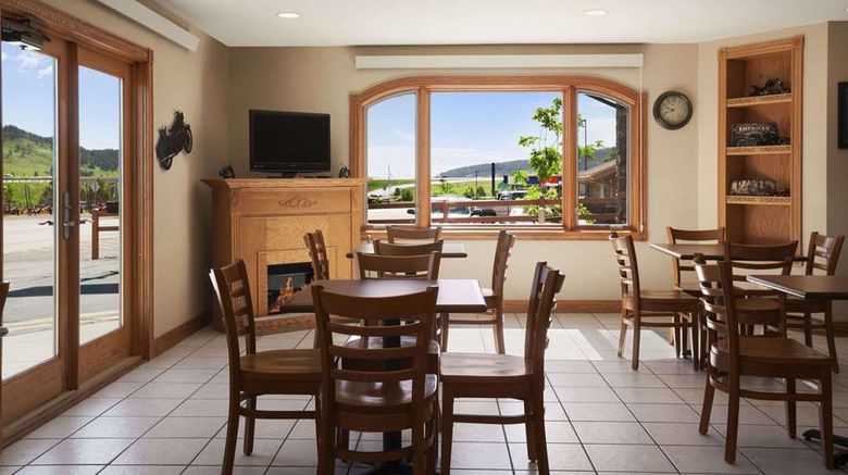 <b>Super 8 Sturgis Restaurant</b>. Images powered by <a href="https://iceportal.shijigroup.com/" title="IcePortal" target="_blank">IcePortal</a>.