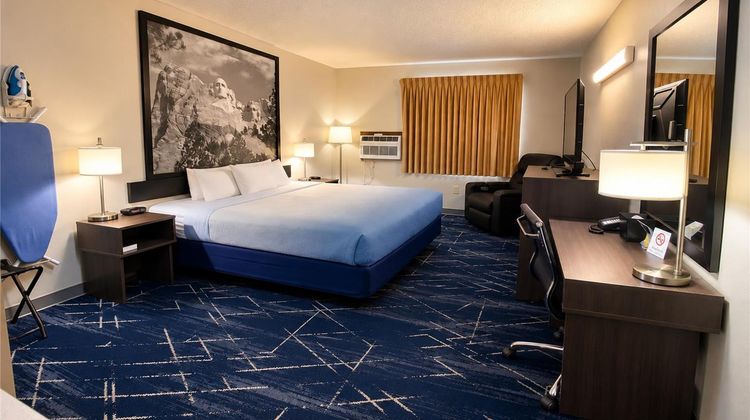 Super 8 Sturgis Room