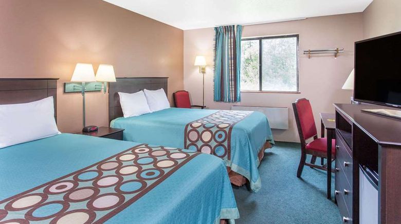 <b>Super 8 Austin Room</b>. Images powered by <a href="https://iceportal.shijigroup.com/" title="IcePortal" target="_blank">IcePortal</a>.