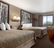 Super 8 Sioux Falls/41st Street Room