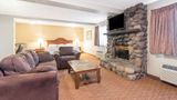 Super 8 Bemidji Suite