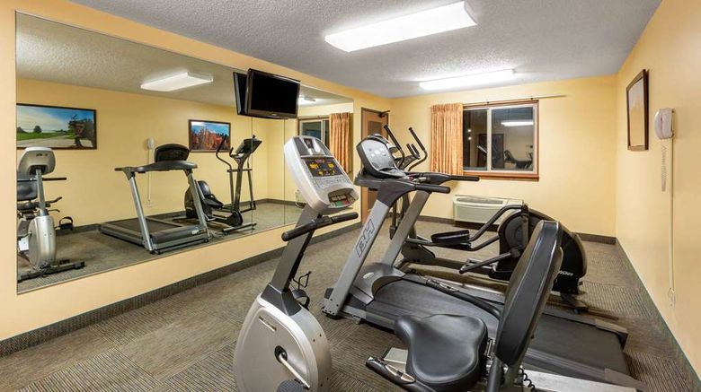 <b>Super 8 Bemidji Health</b>. Images powered by <a href="https://iceportal.shijigroup.com/" title="IcePortal" target="_blank">IcePortal</a>.